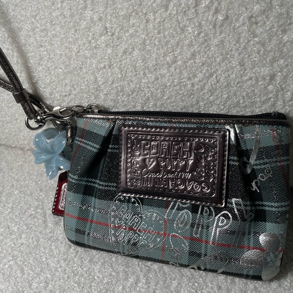 Coach Poppy Tartan Wristlet - Picture 1 of 3